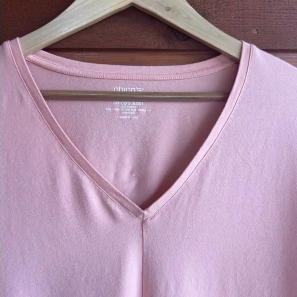 Chico's Ultimate Tee 1 (M) Pink Tunic 3/4 Sleeves V Neck Excellent Condition - Picture 2 of 5